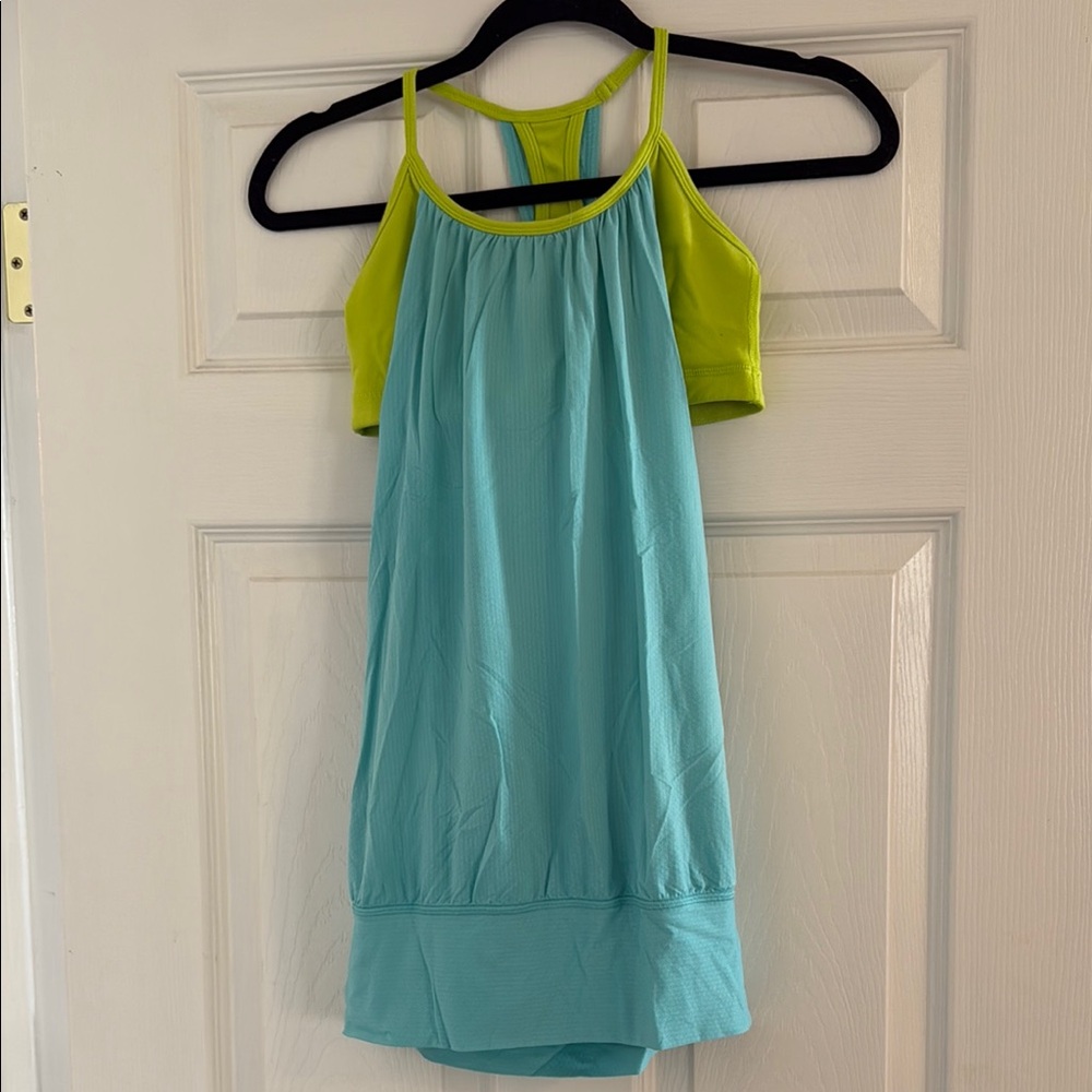 Lululemon No Limits  Lime Green and Aqua Tank Top size 4